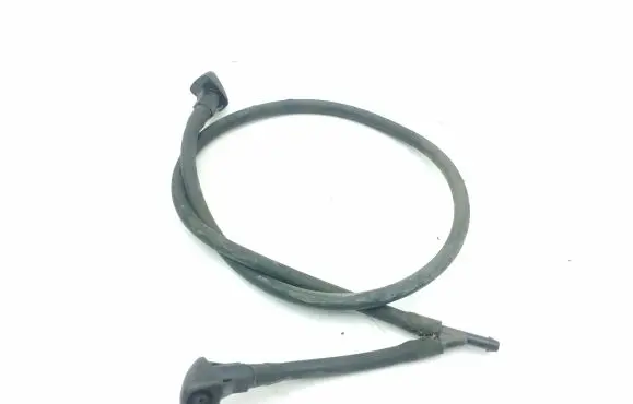 Windshield washer spray nozzle