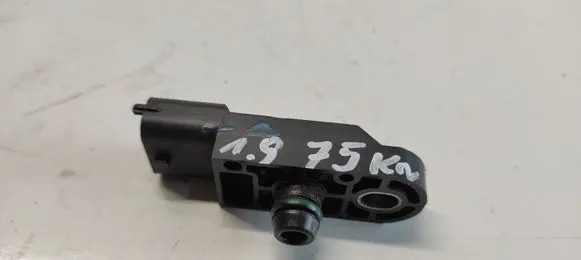 Renault Scenic I Air pressure sensor 8200168253 816 H8200185545