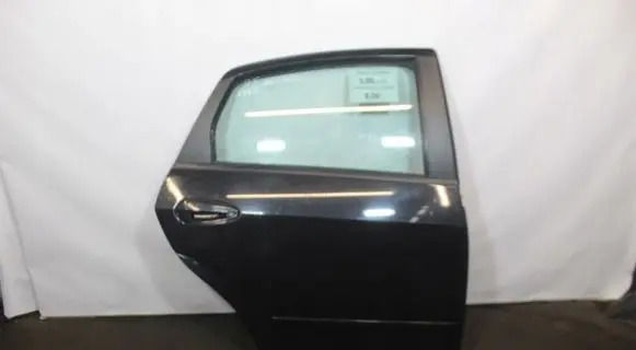 Fiat Linea Rear door