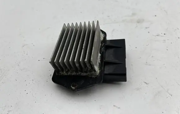 Toyota Land Cruiser (J120) Heater blower motor/fan resistor 4993002121