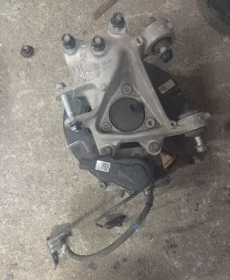 KIA Sportage Rear wheel hub spindle/knuckle 52705N7100