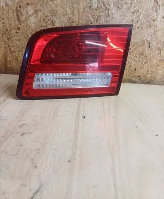 KIA Magentis Tailgate rear/tail lights 924062G0