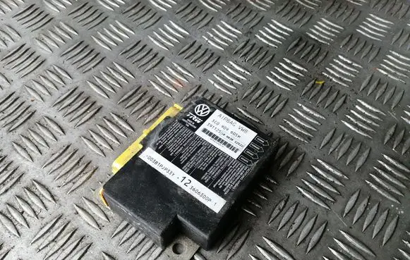 Volkswagen PASSAT B6 Airbag control unit/module 3C0909605M