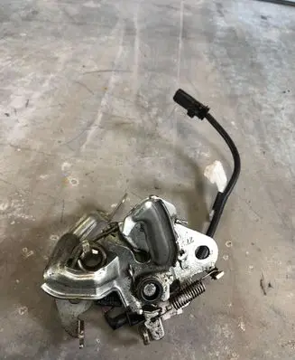 Volkswagen Polo V 6R Engine bonnet/hood lock/catch ASQ19283