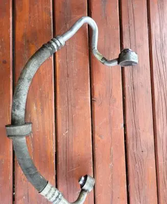 Volkswagen PASSAT B5.5 Air conditioning (A/C) pipe/hose 3B0260704N