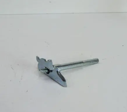Audi Q7 4L Battery bracket 7L0915138C