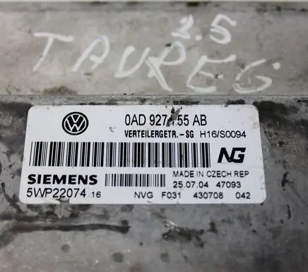 Volkswagen Touareg I Gearbox control unit/module 0AD927755AB
