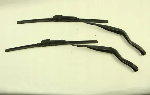 Dodge Nitro Front wiper blade arm
