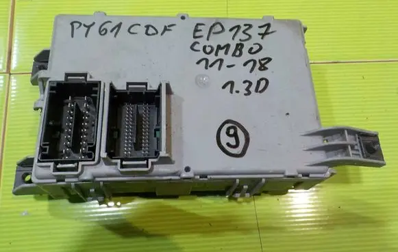 Opel Combo D Fuse box set BEZPIECZNIKOW FP137 116RI000674