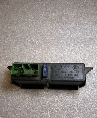 BMW 7 E32 Other relay 1378027 4RA00519500