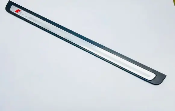 Audi A5 8T 8F Front sill trim cover 8T0853374