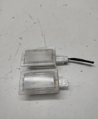 Chrysler 300 - 300C Other interior light 04608528AC