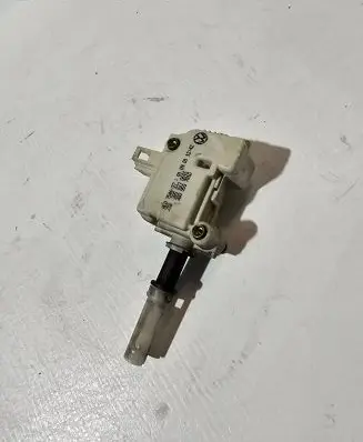 Volkswagen PASSAT B5.5 Central locking motor 3b5827061c 3B0959781D