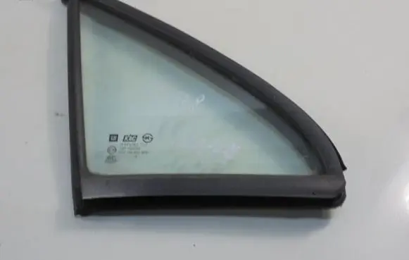 Chevrolet Matiz Front triangle window/glass 