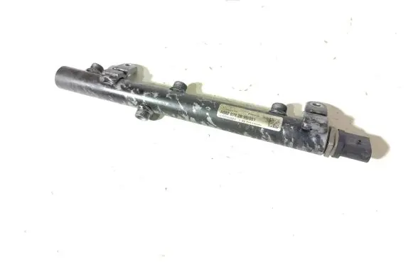 Mercedes-Benz E W211 Fuel main line pipe A6420702695 0706300623