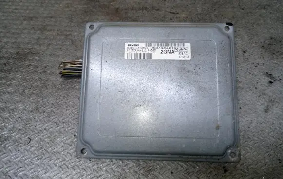 Ford Focus Engine control unit/module 7M5112A650AFA