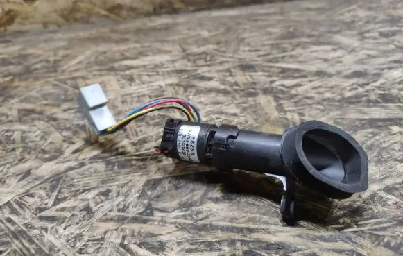 Jaguar XJL Air quality sensor AW938B506AB