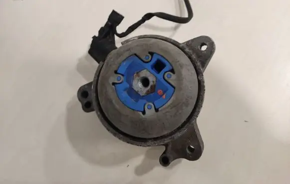 Audi A8 S8 D4 4H Gearbox mount 4H0399151AB