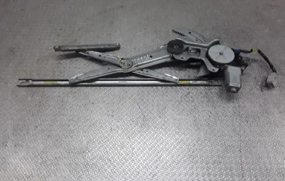 Honda HR-V Front door window regulator with motor 