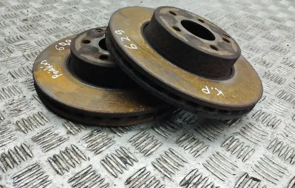 Mercedes-Benz C W204 Front brake disc