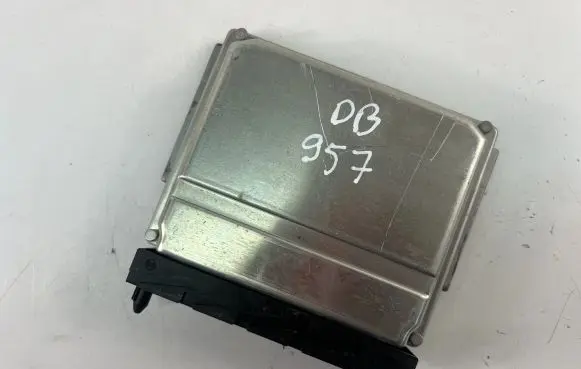 Volvo S60 Engine control unit/module ECU 30668478A 0261208289