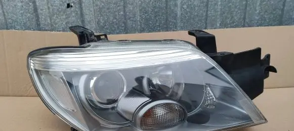 Mitsubishi Outlander Headlight/headlamp 790738200 8301A088