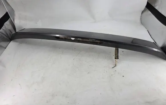 Audi Q7 4L Tailgate/trunk spoiler 4L0827933