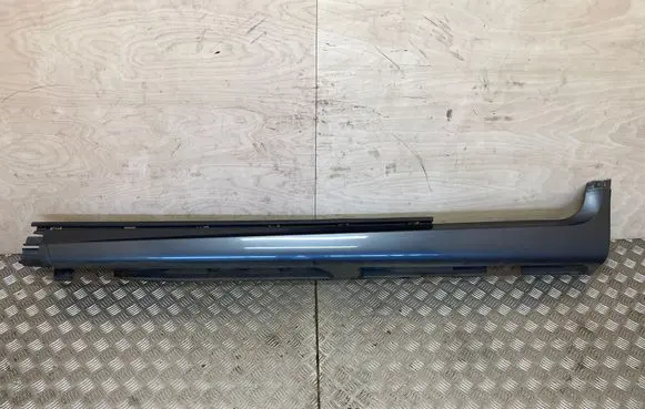Volvo C30 Sill 30779138