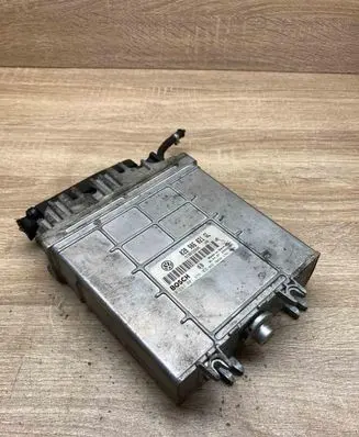 Volkswagen PASSAT B5 Engine control unit/module ECU 028906021GL 0281001656