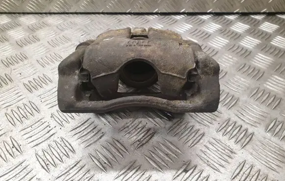 Nissan Note (E11) Front brake caliper