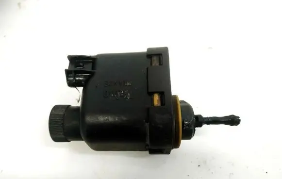 Opel Astra F Headlight level adjustment motor 