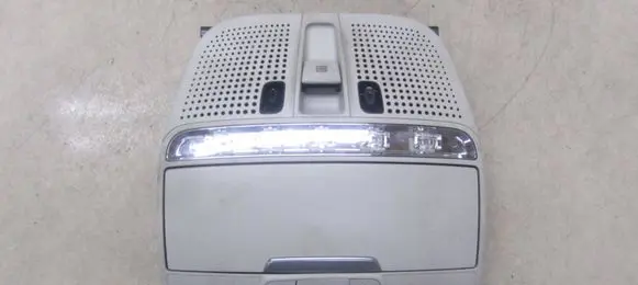 Mercedes-Benz C W205 Front seat light 0009008407