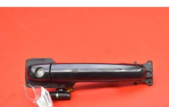 Suzuki SX4 Front door exterior handle