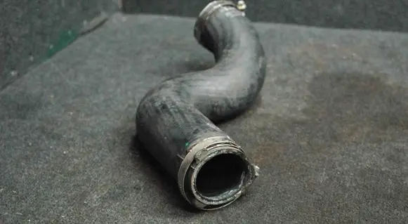 Audi A4 S4 B8 8K Intercooler hose/pipe 8K0145737K