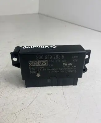 Skoda Octavia Mk3 (5E) Parking PDC control unit/module 5Q0919283B 5Q0919283