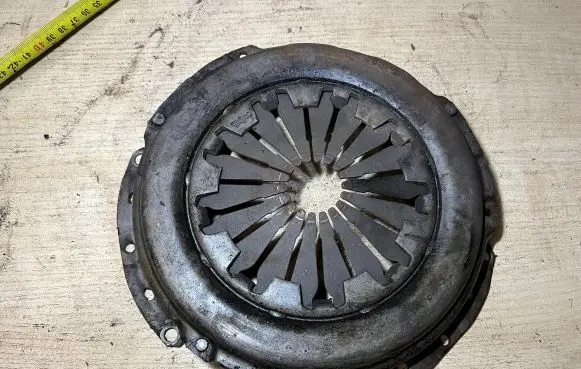 Volkswagen Polo V 6R Pressure plate 