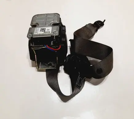 Mercedes-Benz CLS C219 Seat belt trim 2118605686CLS