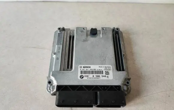 BMW 6 F06 Gran coupe Engine control unit/module 8586540 0281031950