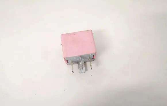 Opel Vivaro Other relay 8200303271