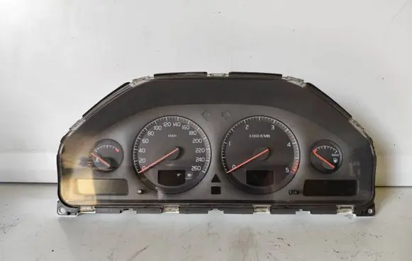 Volvo S60 Speedometer (instrument cluster) 9459821 8637996 69294630T