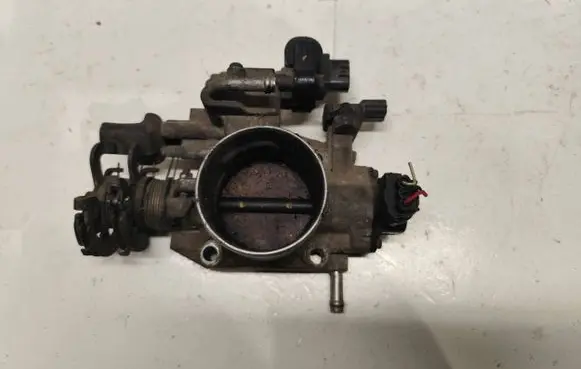 Subaru Outback Throttle valve 22633AA140 1985001050