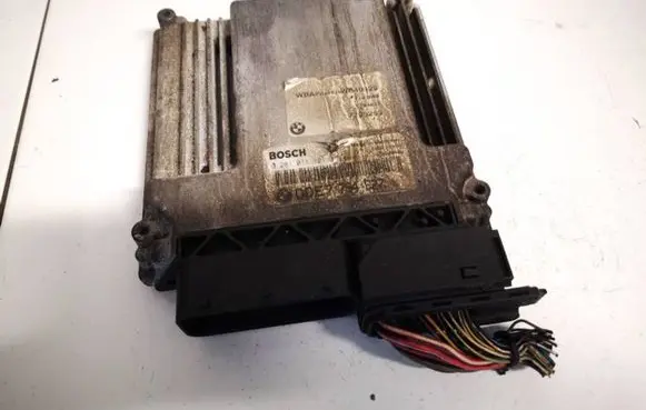 BMW X3 E83 Engine control unit/module 7794627 0281011121