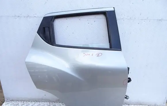 Nissan Juke I F15 Rear door 