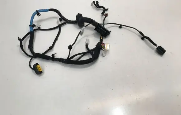 Hyundai i20 (BC3 BI3) Front door wiring loom/harness boot 91600Q0260