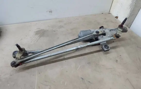 Volvo XC60 Front wiper linkage and motor 1397220678 201508172 152033580443