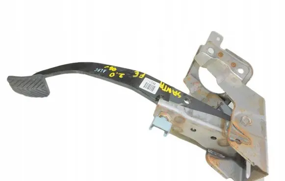Hyundai Santa Fe Brake pedal 