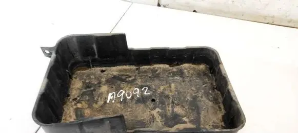 Battery box tray