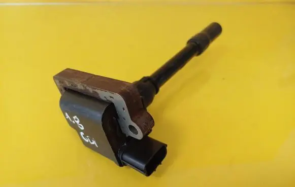Mitsubishi Carisma High voltage ignition coil FK0138