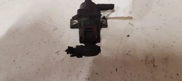 Opel Astra K Turbo solenoid valve 55574896