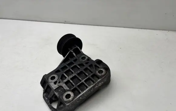 Audi Q7 4L Generator/alternator bracket 059903143Q